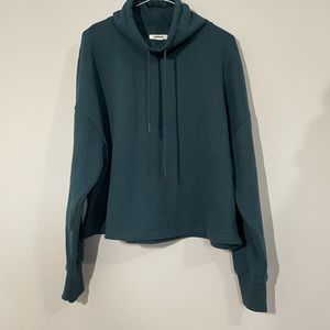 Garage quarter zip cropped turtle neck LARGE